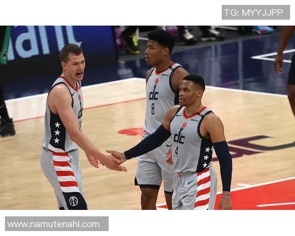 火箭对决鹈鹕NBA无插件在线直播精彩赛事全程回放与分析